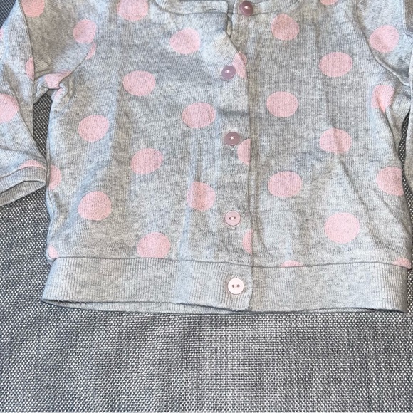 H&M Cardigan 4-6 Month Grey & Pink Polka Dot Baby Sweater - Picture 6 of 12